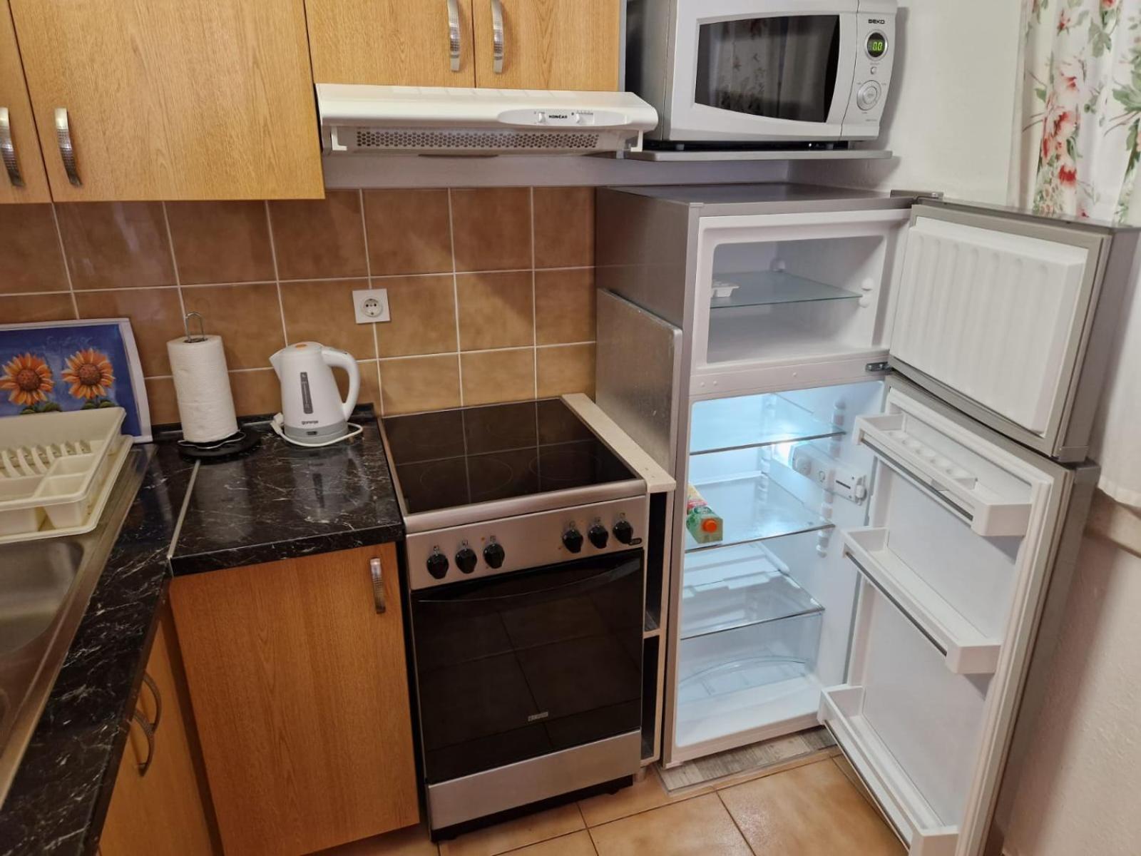 Studio Apartment Riva Сумартін Екстер'єр фото