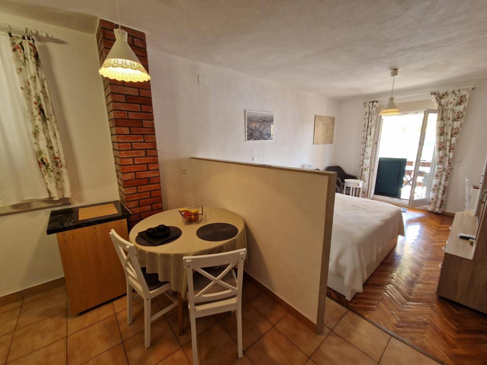 Studio Apartment Riva Сумартін Екстер'єр фото